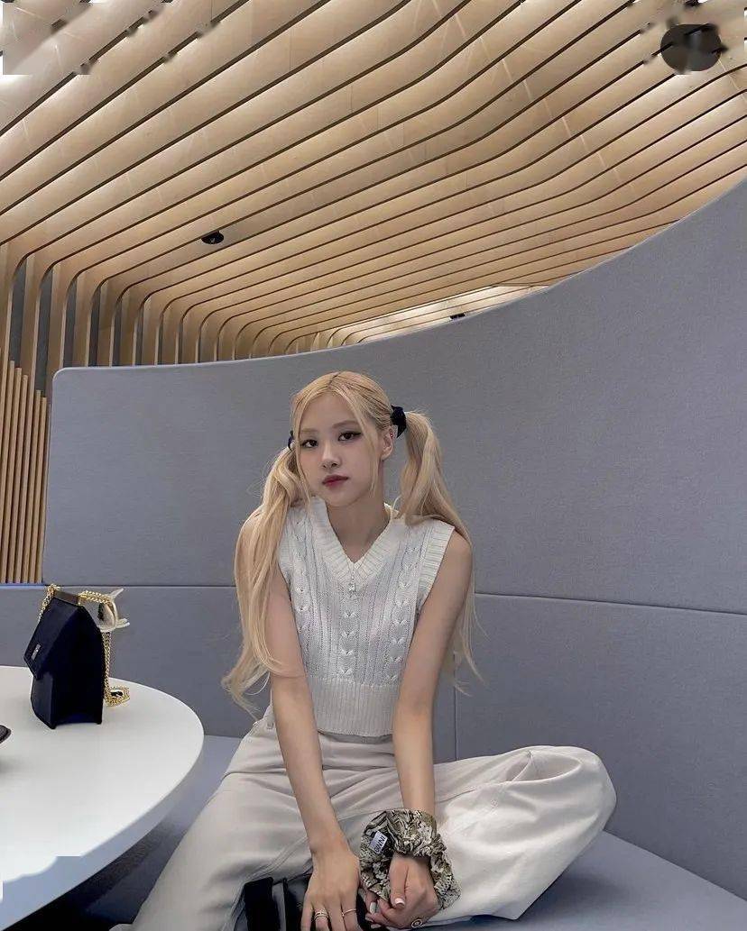 愿望ROSé连生日愿望都是长出金发 超浅发色真的这么香？