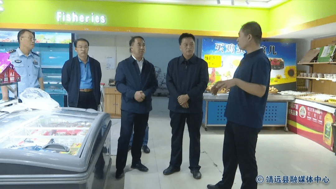 检查中,姜泰来一行先后来到新城小区四期棚户区改造项目,县客运中心,g