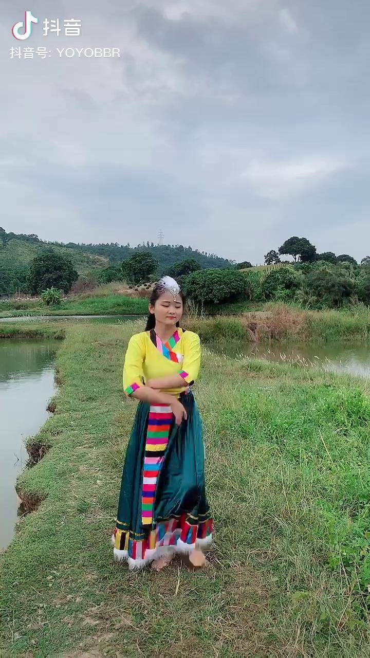 你有一个花的名字dou小助手罗悠悠同学飞天舞者罗悠悠