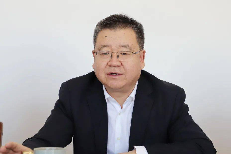 金昌市委组织部迅速传达学习中央人才工作会议精神