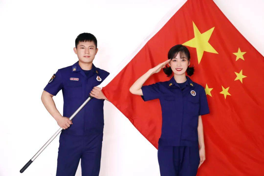 邯郸消防邀您与国旗合影，为祖国点赞！