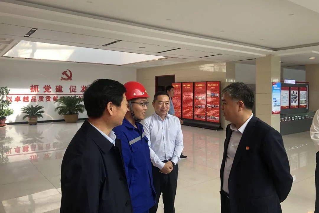 滑县:县委书记调研人才工作