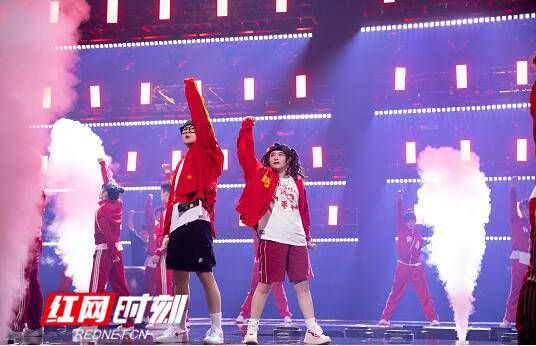 身份|《说唱听我的2》收官 龚琳娜回应夺冠争议:我一直是一个喜欢变的人