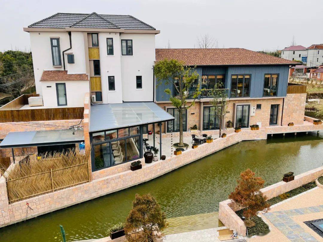 体验智能家居颐一,如砚,拾花-陌上舍三家精品民宿崇明区融媒体中心