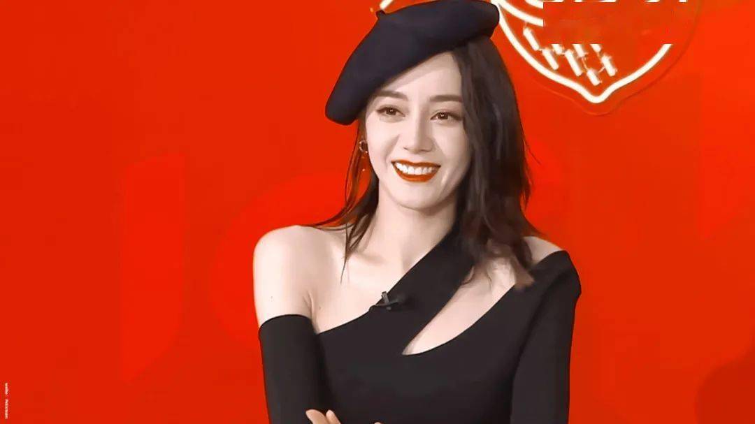 图片恭喜！！！迪丽热巴和杨洋总算发糖了...