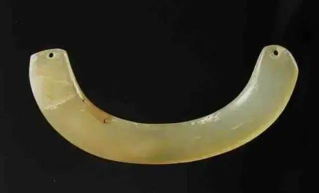 日本天皇的祖传玉器“勾玉”_搜狐网