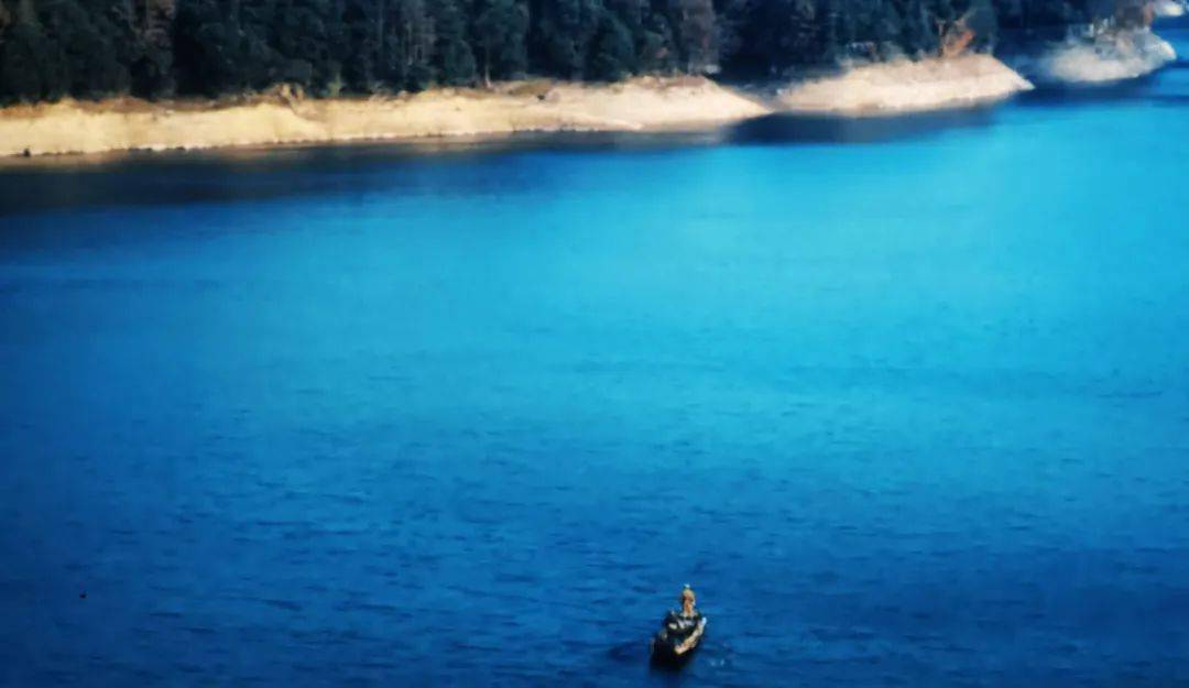 长津湖电影什么地方现在可以看 3ce286465f064980a6ed25392d7dee81.jpeg