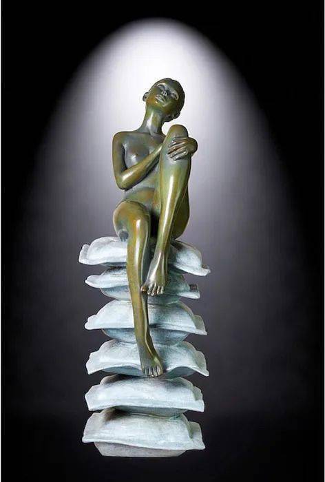 deville-chabrolle | 女性的柔软与脆弱_雕塑