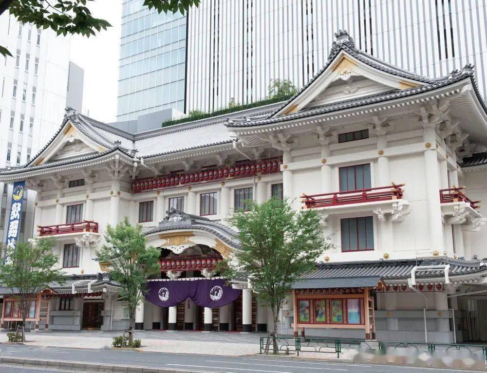 成立于1895年的松竹株式会社长期致力于歌舞伎等日本传统艺术的继承