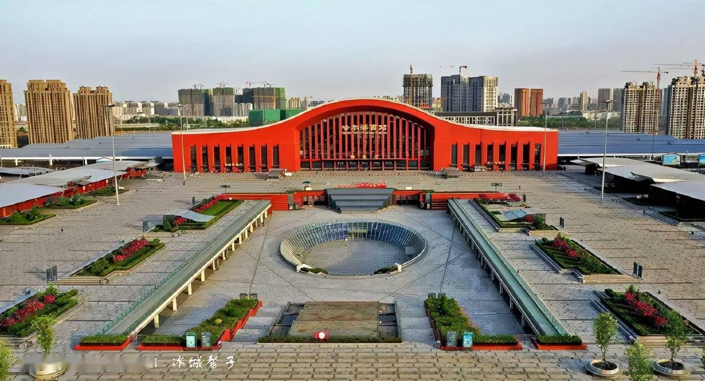 哈尔滨西站哈西红场哈尔滨老城区2021年chlid哈尔滨南岗区通向中山路