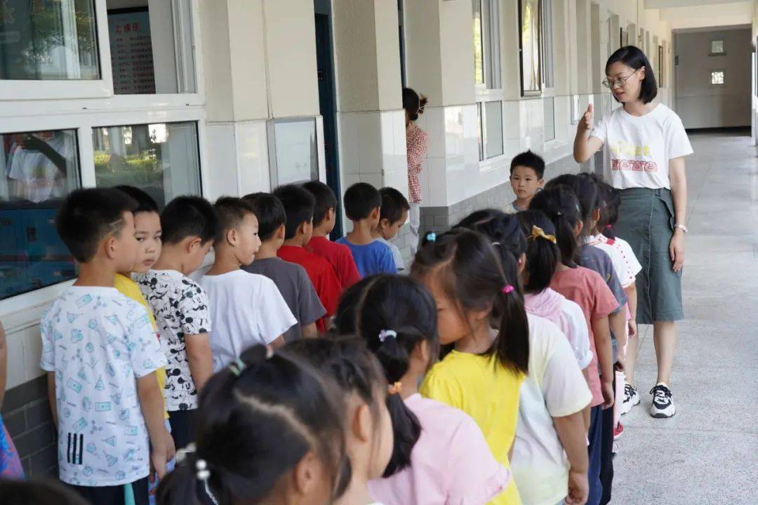 双减在行动廊下小学用五心做好课后服务工作