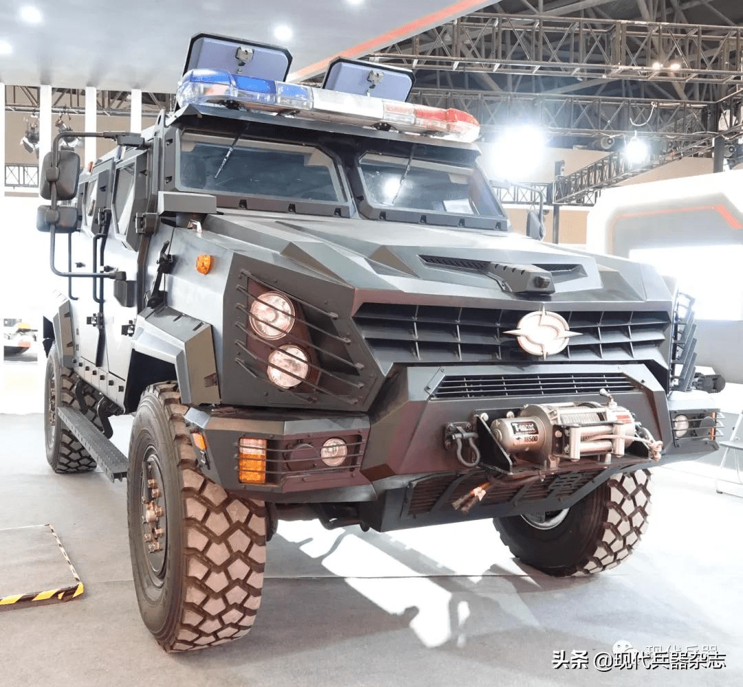 中国兵器工业集团展示世界一流应急救灾装备