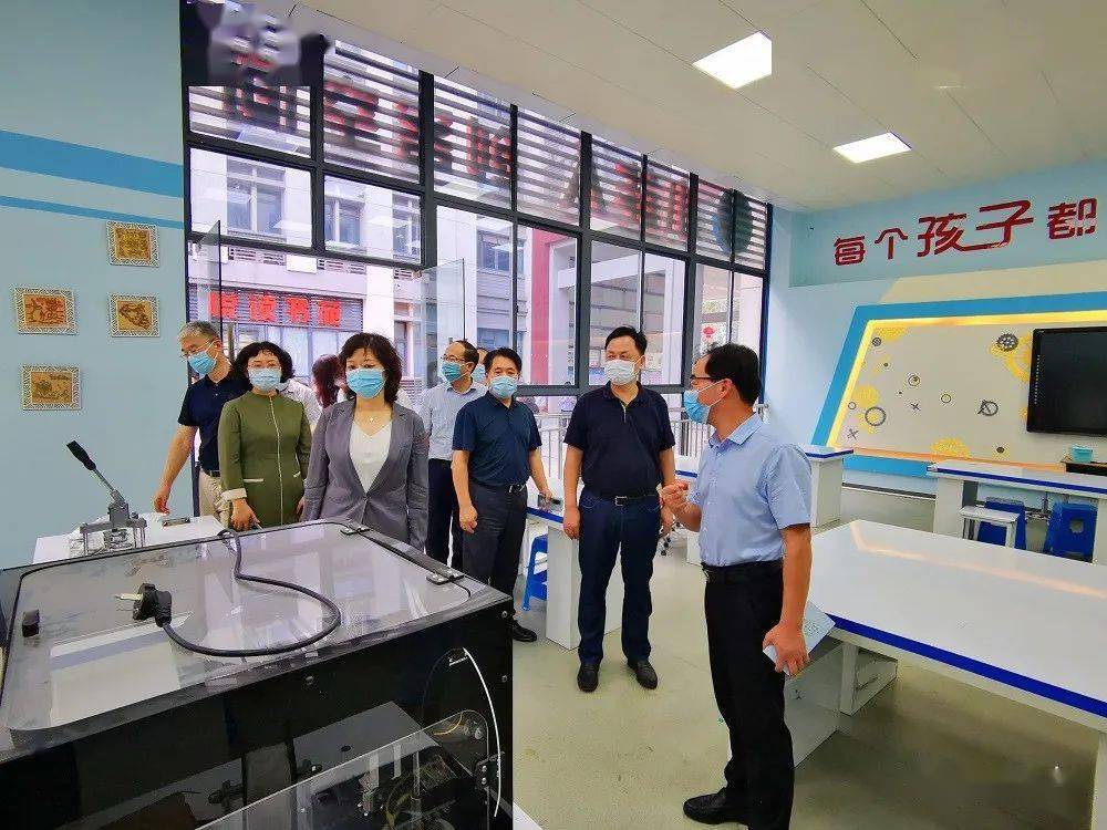 区人大常委会专题视察全区体教融合发展工作