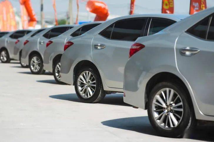 泰国二手车市场复苏灾区46条主干道尚无法通行 影响