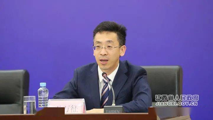 南昌市委常委,副市长王万征(文颖 摄)王万征:我先介绍一下今年大会