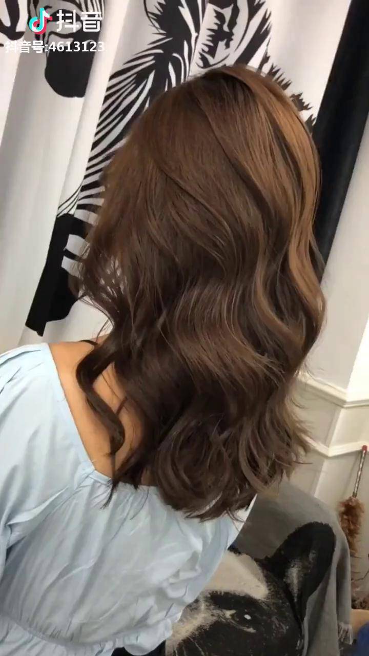 推荐款抹茶棕适合当下季节有喜欢的拿去做参考吧发型发型发型发型