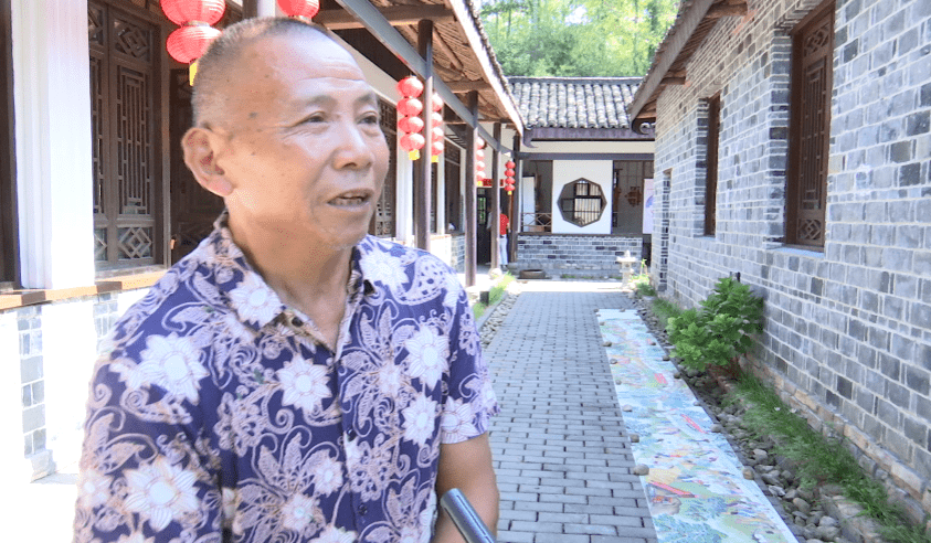 罗田县燕儿谷农民画作彰显抗洪救灾精神