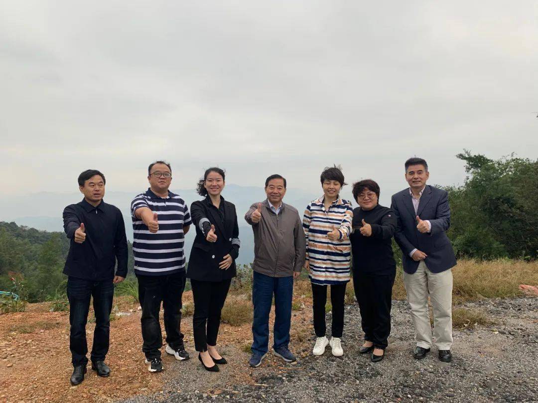 副区长范小敏,副区长周菁,湘东文广新旅局党组书记刘科乾,局长王晋等