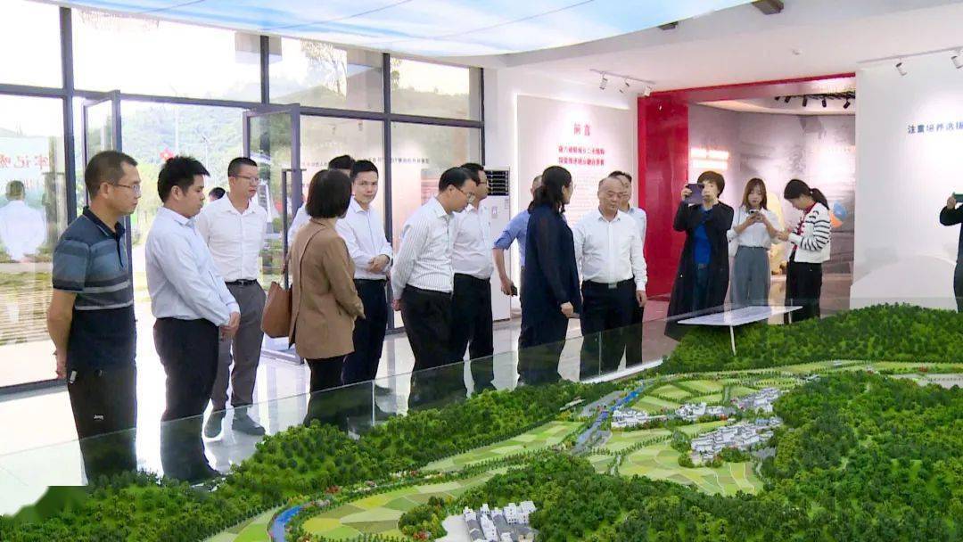 邓小强率县发改局,文广旅体局,土地储备中心,灯塔盆地办,内莞镇,田源