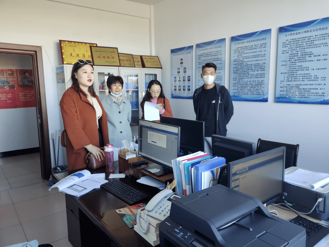 锡市两个乡镇推荐统计工作基层基础建设八有八化自治区级优秀通过初步