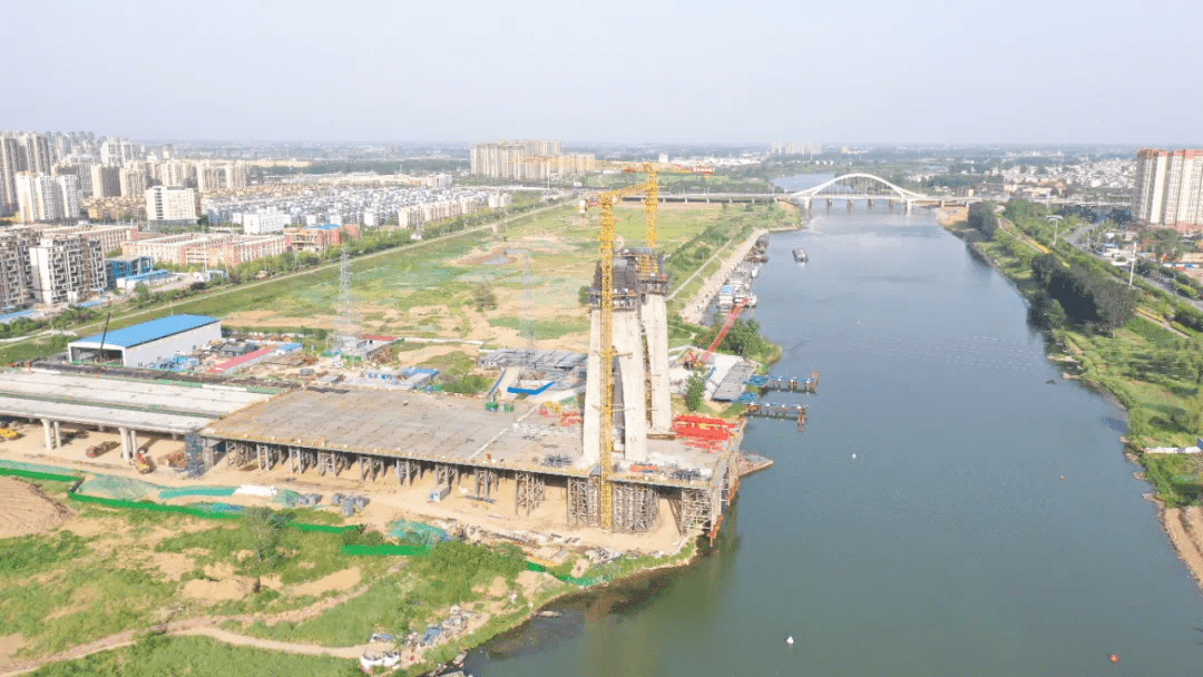 其中涵蓋阜裕大橋及盛興路,東鵬路等8條道路建成通車,臨濟北路,忠武路