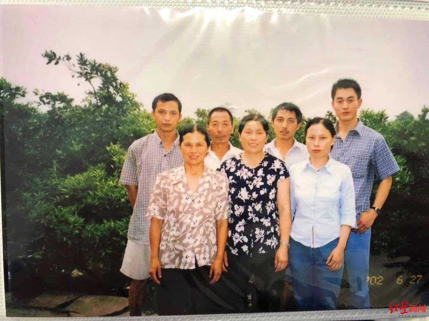 家人眼中的叶光富：从坐在石板上看飞机的农家小弟到航天员，他还是从前那个“少年”