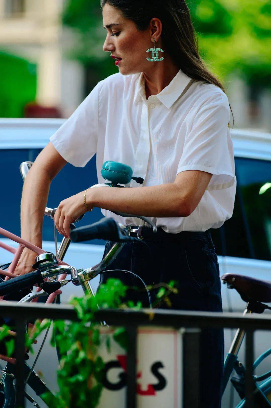 Vogue 在哥本哈根时装周 时髦女士都是骑单车赶场子的