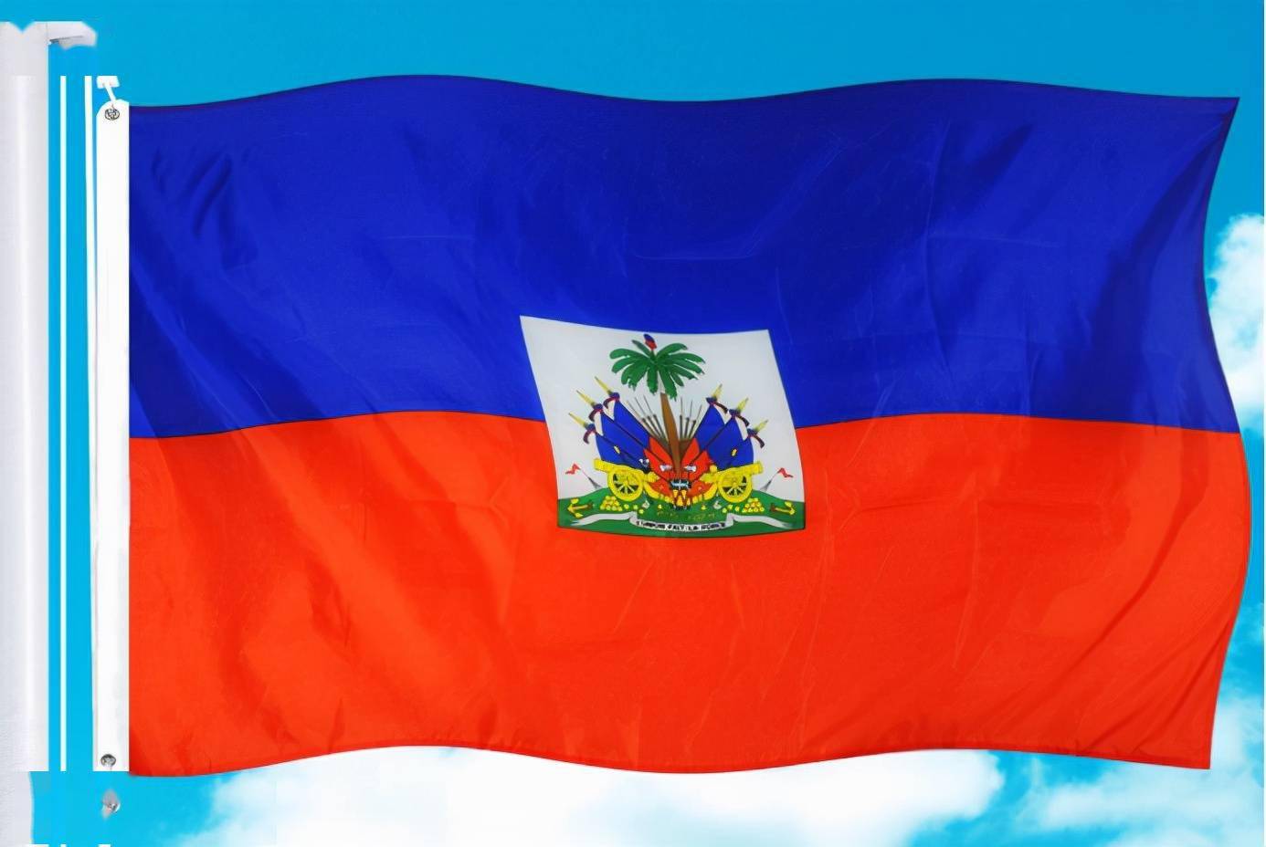 海地国旗文史君说海地独立的过程历经千难万险,海地人民连续打败了三