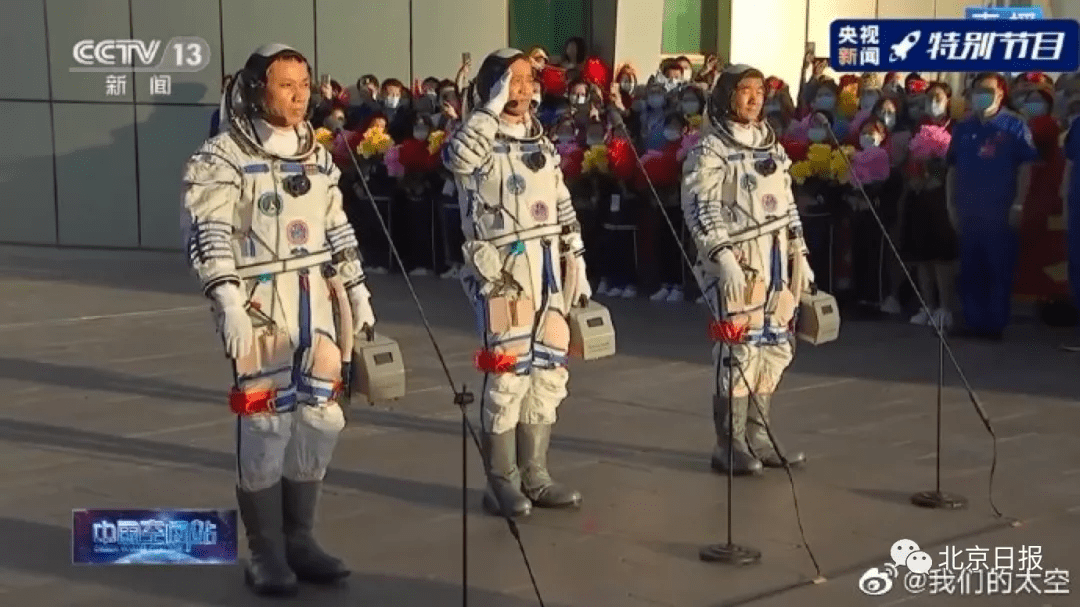 领命出征！这首歌响彻现场