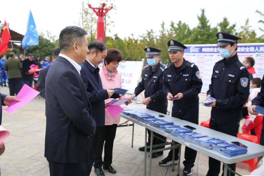 灵璧县开展2021年网络安全宣传周集中宣传活动_高文