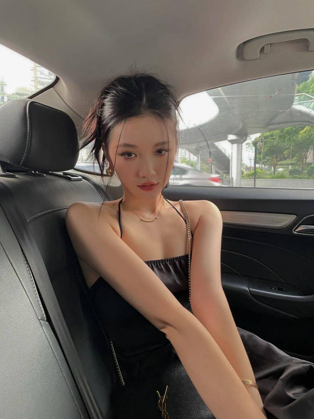 author 毛衣+半裙，衬衫+阔腿裤=2021王炸组合！这么穿活该你美！！