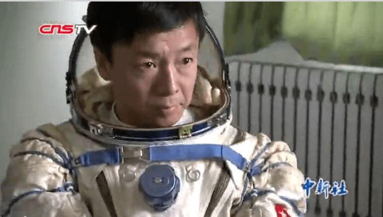 邓清|现役首批航天员只有他没上过太空，55岁仍在训练！