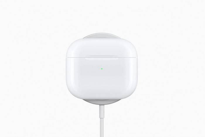 苹果悄然为AirPods Pro升级了MagSafe充电盒_手机搜狐网