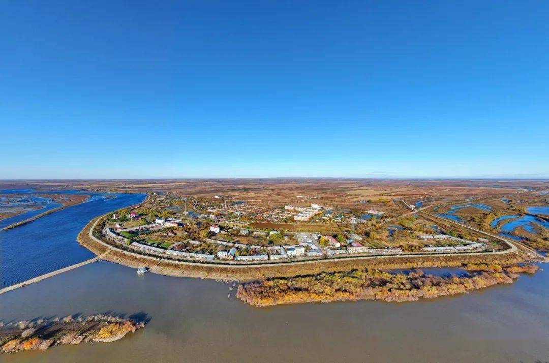 "党报见证共成长·天楹带你看界江"融媒体采风|抚远"最东村"感受赫哲