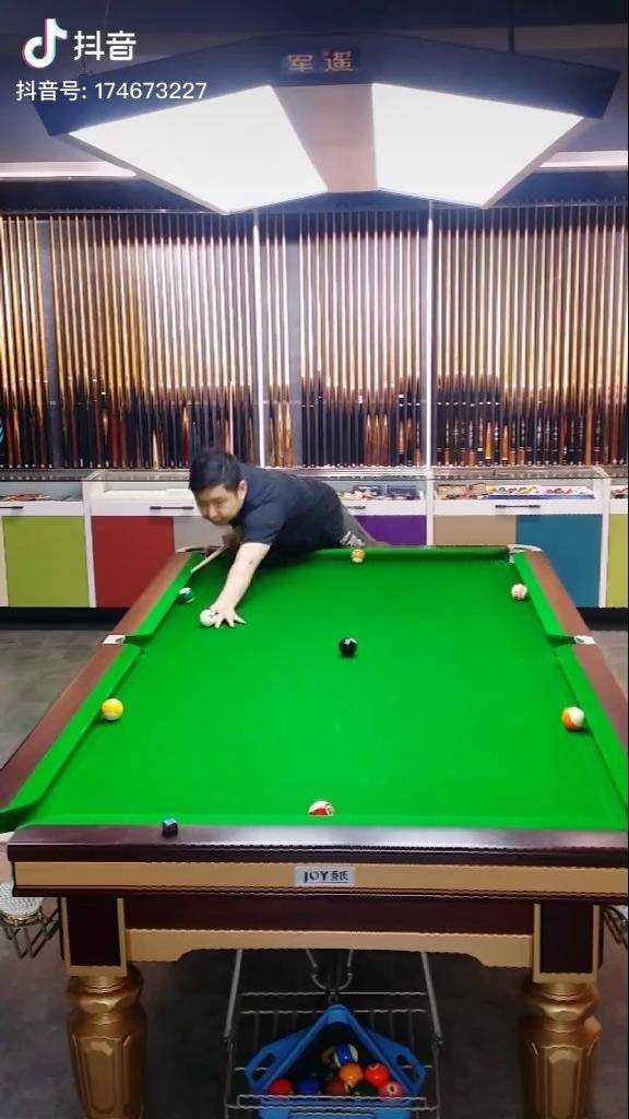 世界冠军石汉青的基本功训练