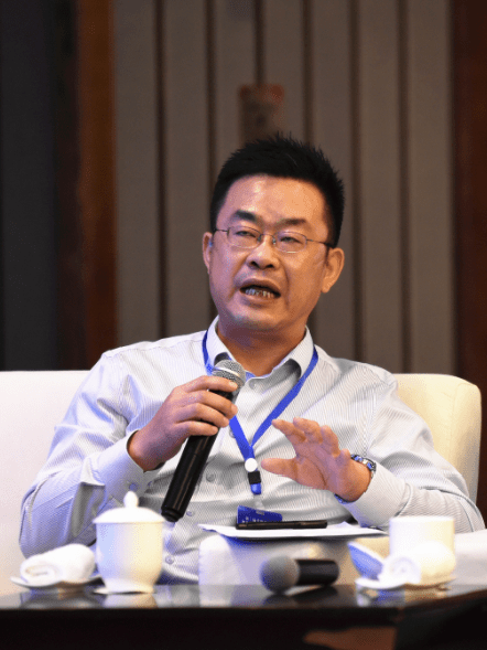 政治与公共管理学院研究员彭泽明,北京大学信息管理系副教授张广钦