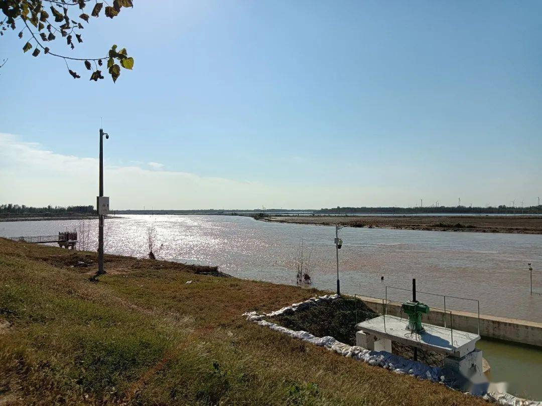 10月22日14时,漳卫河临清站水位33