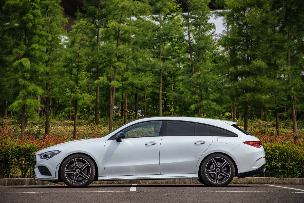 一眼入魂梅赛德斯奔驰cla2604matic五门猎跑车