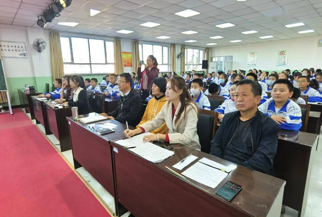 【国歌,校歌合唱比赛】歌声嘹亮 青春飞扬——包钢九中开展国歌,校歌