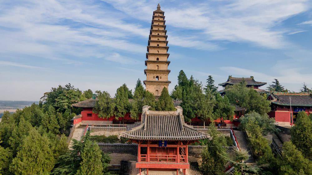 中国历史名剧西厢记故事的发生地山西普救寺