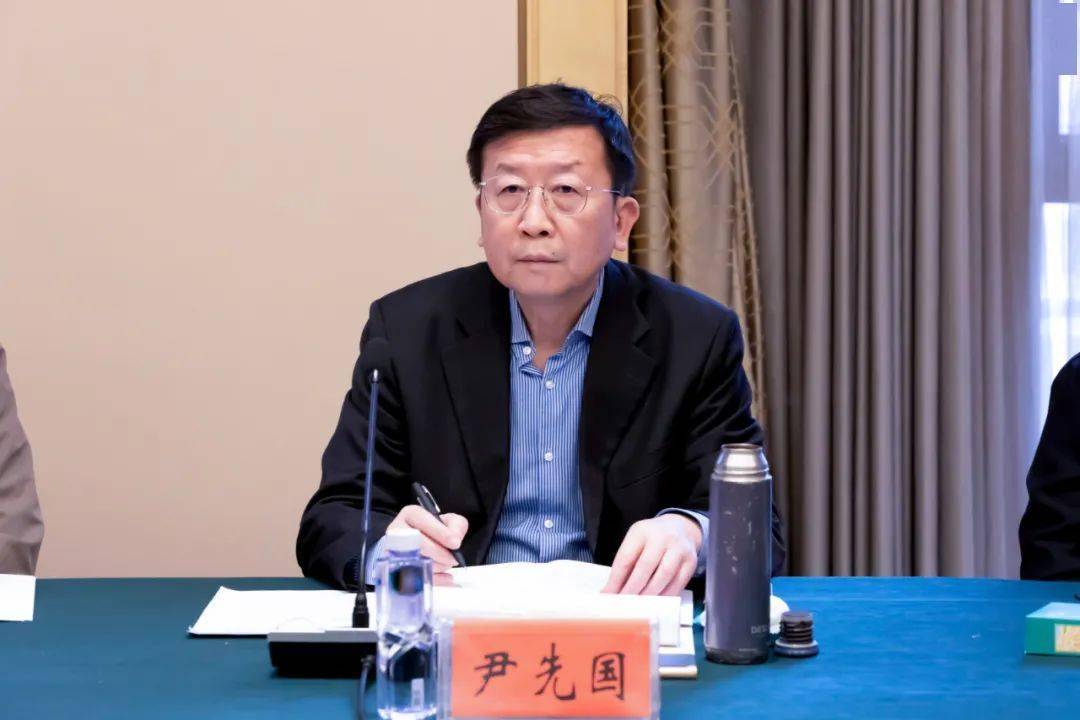 安陆市委书记李先乔,市委副书记,市委政法委书记罗明海,副市长董庭
