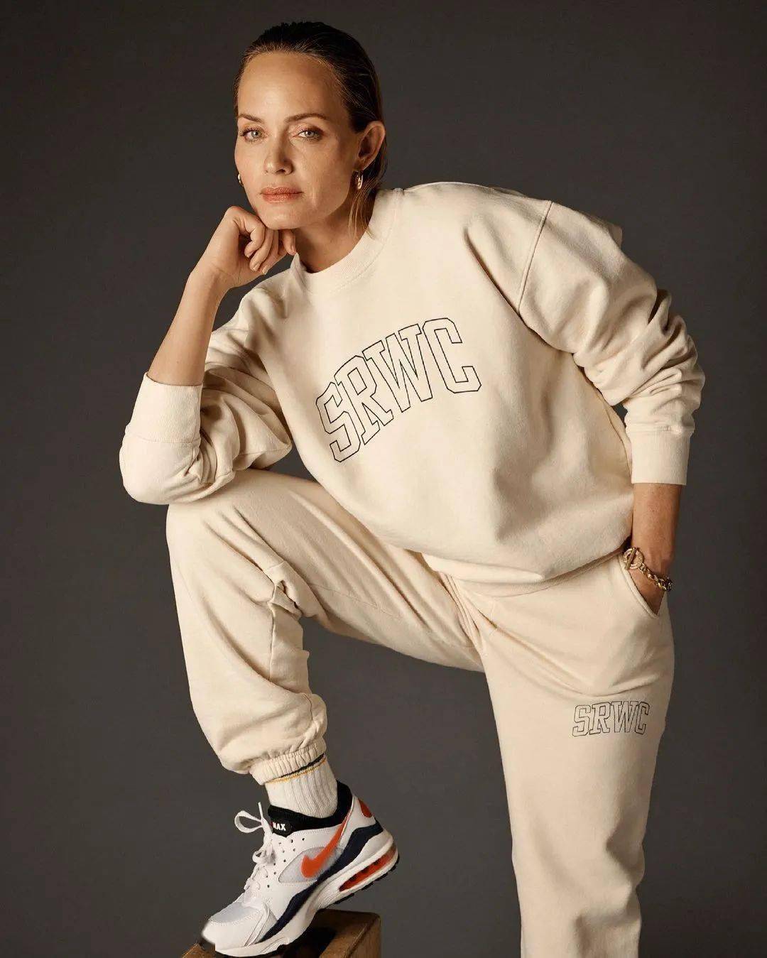 Athflow 秋冬最万能的单品，必须是卫衣