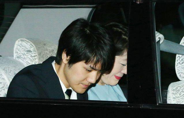 一片质疑声中 真子公主正式结婚了 小室