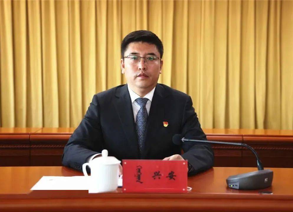 东乌珠穆沁旗召开旗委政法工作会暨全旗"双百"攻坚行动动员部署会