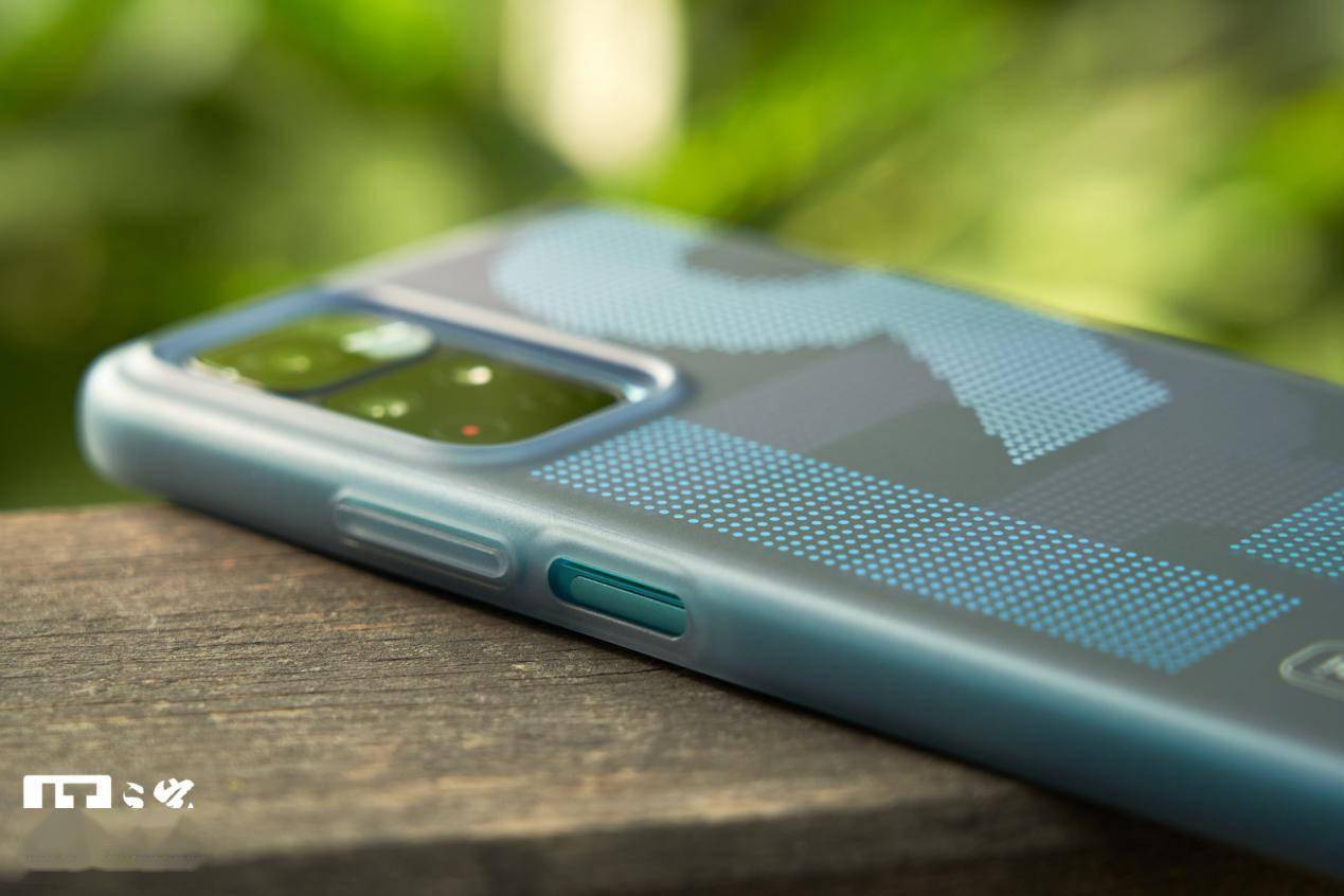 【IT之家开箱】Redmi Note 11/Pro+ 图赏