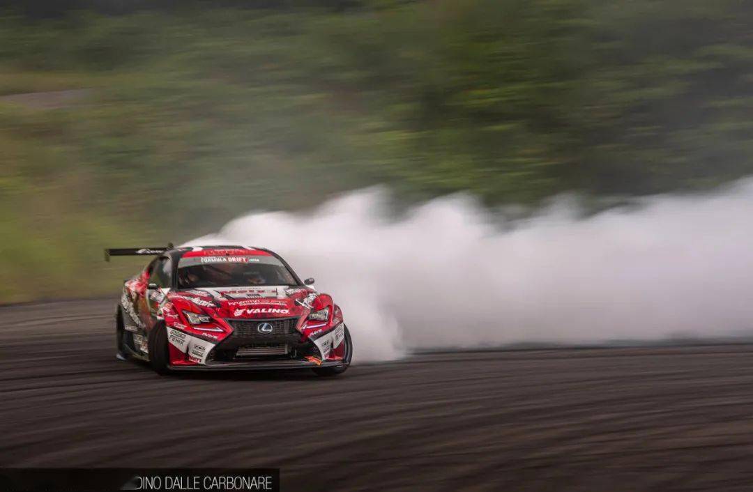 1000匹2jz塞入雷克萨斯rc漂移战车简直就是完美搭配