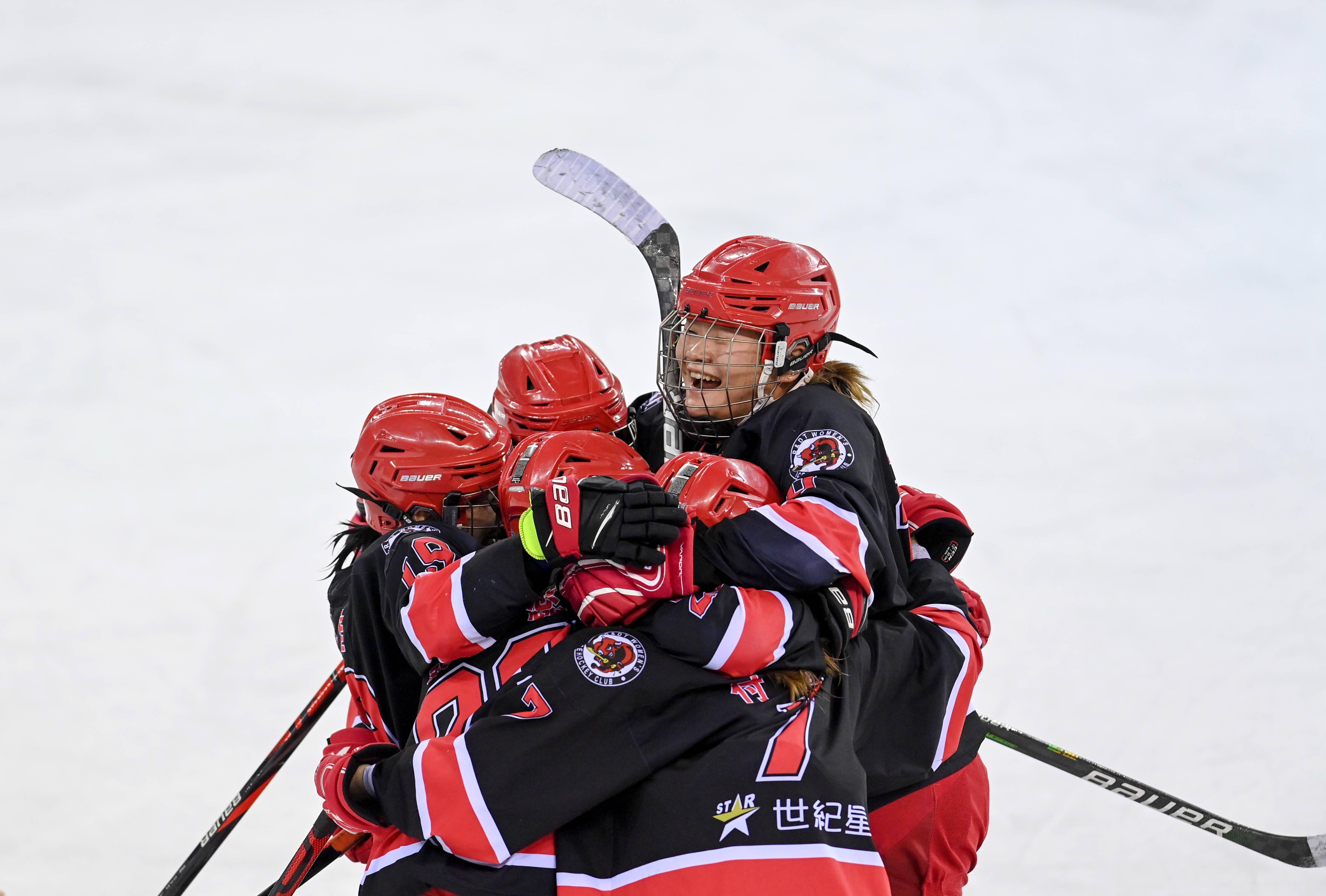 冰球全国女子冰球锦标赛上海队胜哈尔滨队