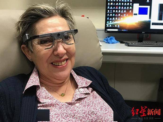 让盲人不用眼睛也能重见光明这套高科技设备做到了