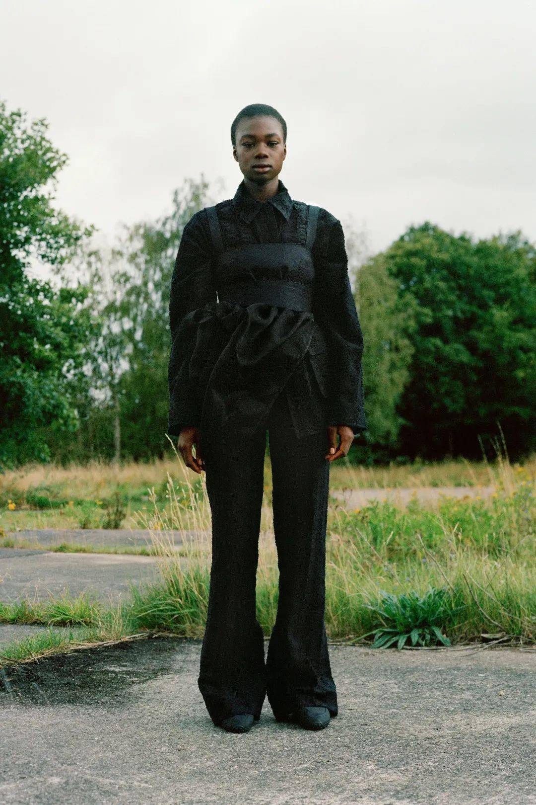 品牌 为「童话」找到合适的安放,来自北欧的浪漫!Cecilie Bahnsen将心跳融入到雨声、风声、吉他声中!