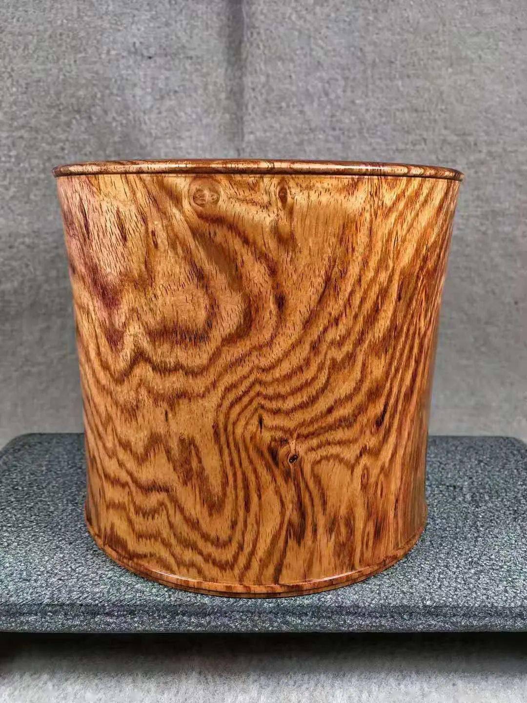 海南黄花梨【明式笔筒】,虎皮纹老料整木挖制_黄檀